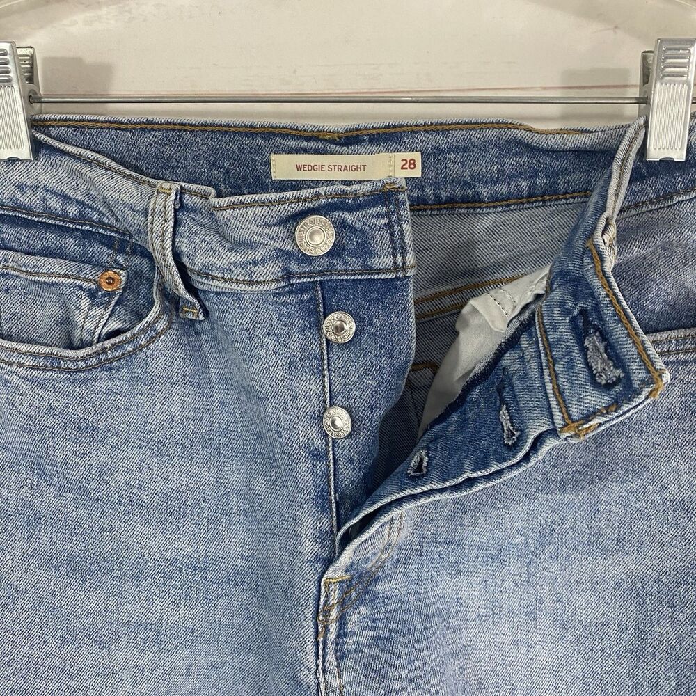 Levi's Womens Wedgie Straight Crop Jeans Size 28 Blue Button Fly Stretch - Picture 6 of 13